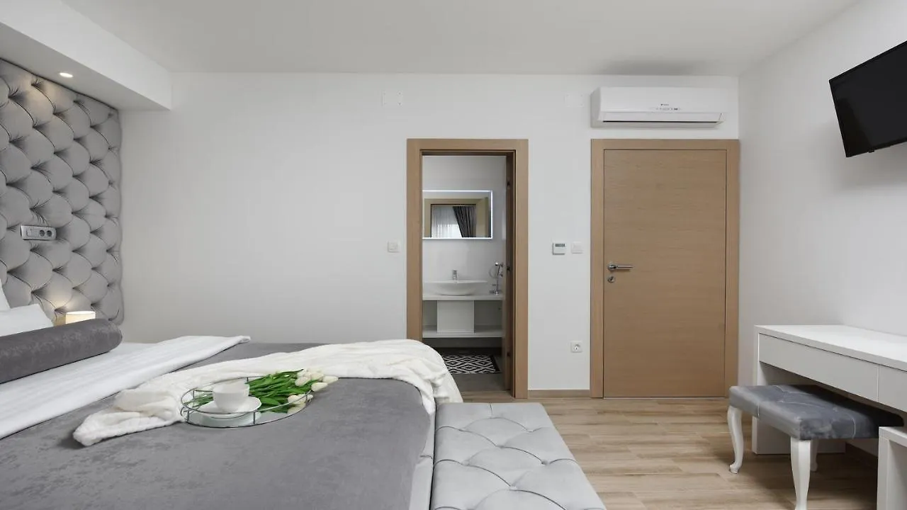 Luxury Residence Villa Astria Knezevic Croatia