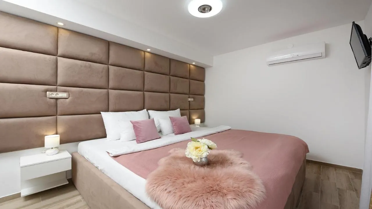Luxury Residence Villa Astria Knezevic 0*,  Croatia